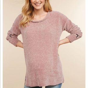 Jessica Simpson maternity sweater